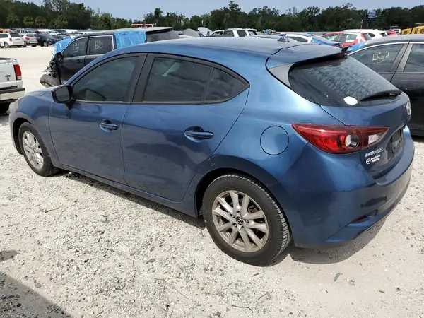 3MZBN1K75HM156082 2017 MAZDA 3 - Image 2