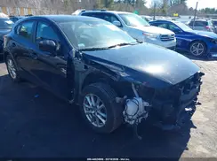 3MZBN1K75JM233667 2018 MAZDA 3