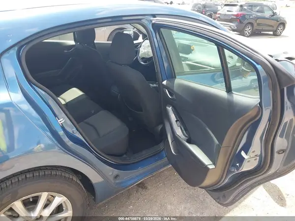 3MZBN1K75JM236195 2018 MAZDA 3 - Image 8