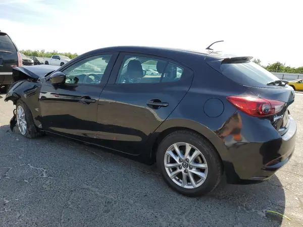 3MZBN1K75JM239534 2018 MAZDA 3 - Image 2