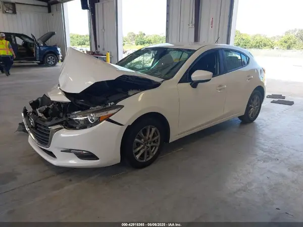 3MZBN1K76HM115198 2017 MAZDA 3 - Image 2