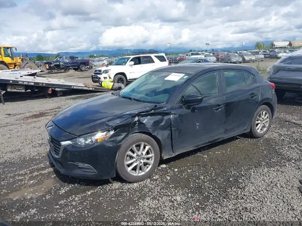 3MZBN1K76HM157080 2017 MAZDA 3 - Image 2