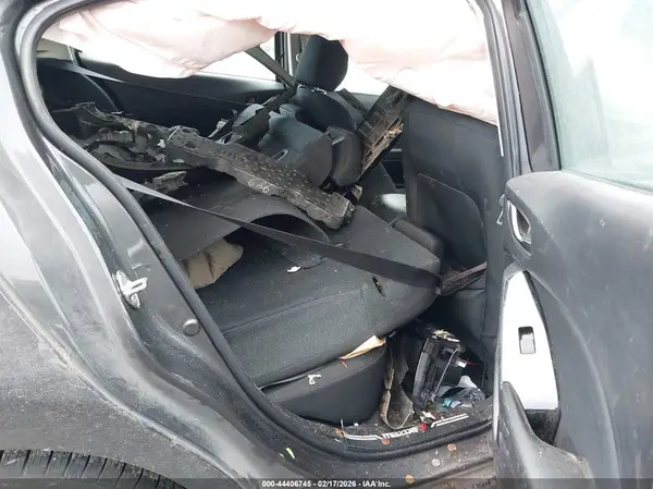 3MZBN1K76JM176430 2018 MAZDA 3 - Image 8