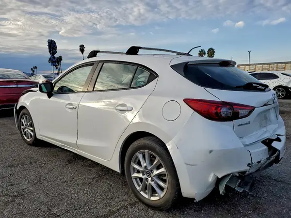 3MZBN1K76JM179229 2018 MAZDA 3 - Image 2