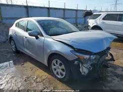 3MZBN1K76JM231118 2018 MAZDA 3