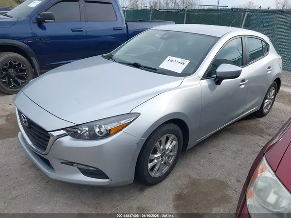 3MZBN1K76JM254768 2018 MAZDA 3 - Image 2