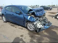 3MZBN1K76JM271666 2018 MAZDA 3