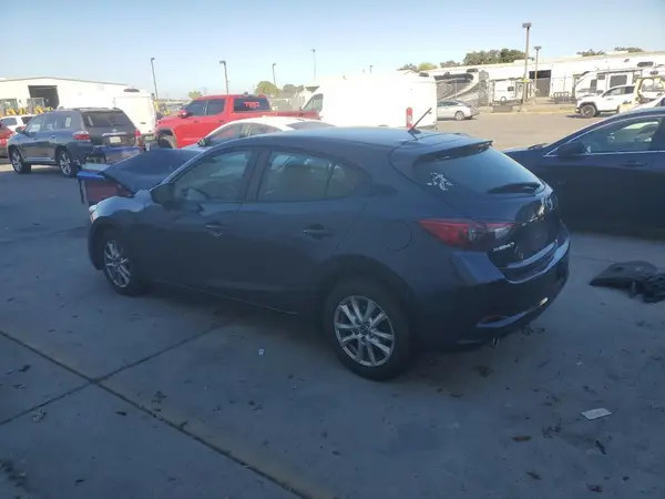 3MZBN1K77HM101987 2017 MAZDA 3 - Image 2