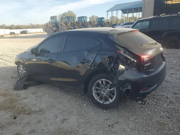 3MZBN1K77HM119776 2017 MAZDA 3 - Image 2