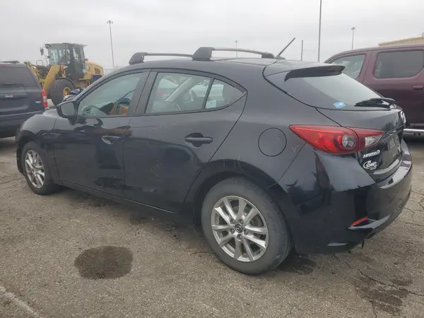 3MZBN1K77HM137548 2017 MAZDA 3 - Image 2