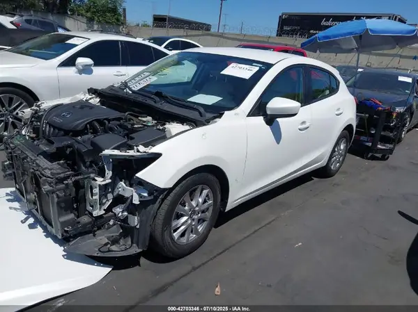 3MZBN1K77HM157511 2017 MAZDA 3 - Image 2