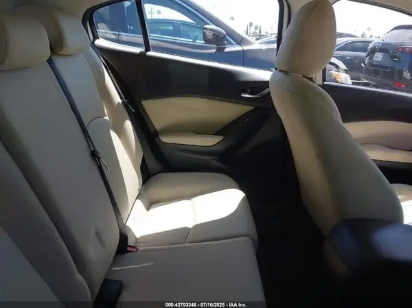 3MZBN1K77HM157511 2017 MAZDA 3 - Image 8