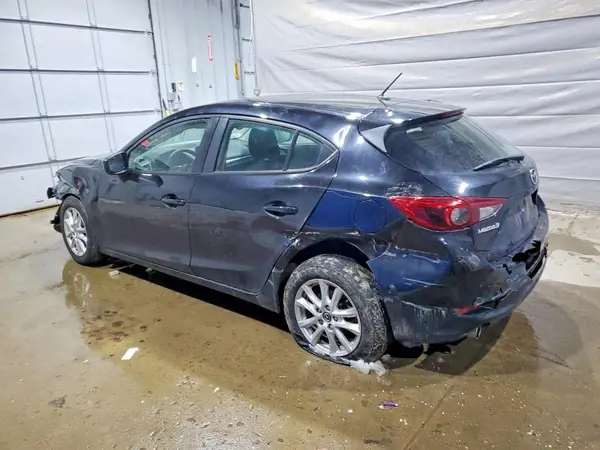 3MZBN1K77JM178011 2018 MAZDA 3 - Image 2