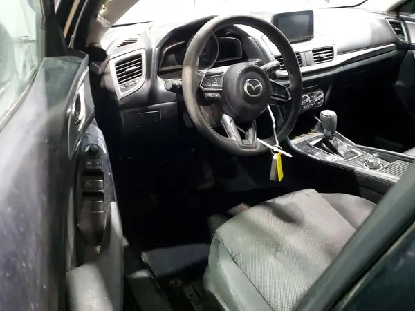 3MZBN1K77JM178011 2018 MAZDA 3 - Image 8