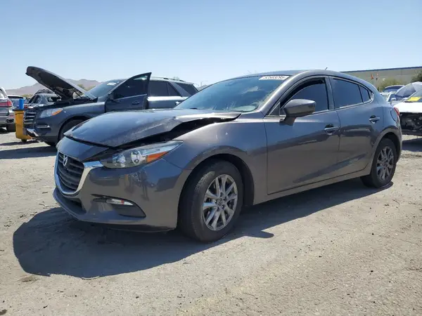 3MZBN1K77JM221956 2018 MAZDA 3 - Image 1