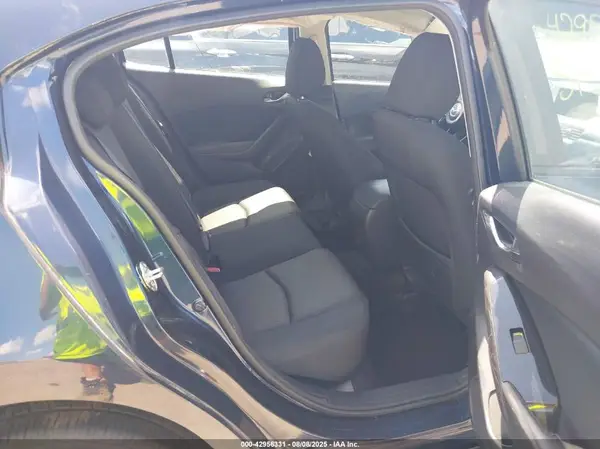 3MZBN1K77JM235193 2018 MAZDA 3 - Image 8