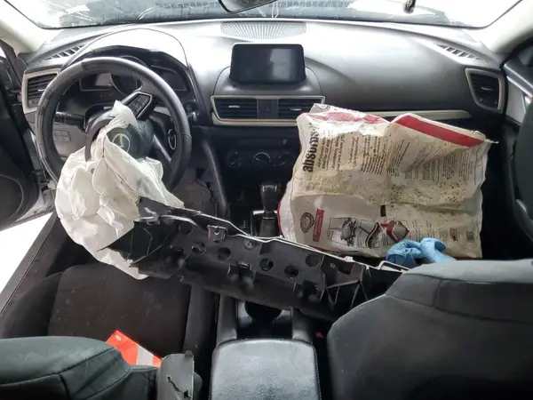 3MZBN1K77JM238112 2018 MAZDA 3 - Image 8
