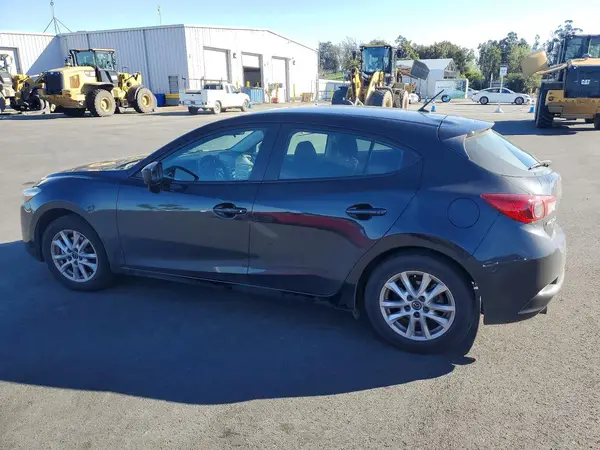 3MZBN1K78HM102923 2017 MAZDA 3 - Image 2