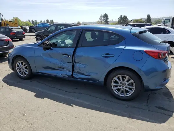 3MZBN1K78HM111542 2017 MAZDA 3 - Image 2