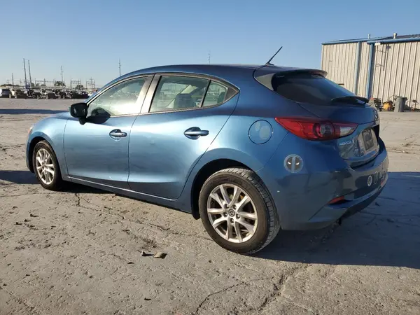 3MZBN1K78HM127675 2017 MAZDA 3 - Image 2