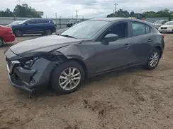 3MZBN1K78JM173528 2018 MAZDA 3