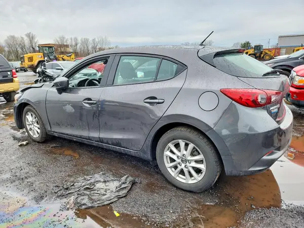 3MZBN1K78JM175540 2018 MAZDA 3 - Image 2