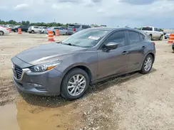 3MZBN1K78JM185579 2018 MAZDA 3