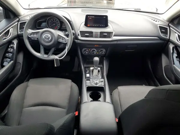 3MZBN1K78JM185579 2018 MAZDA 3 - Image 8