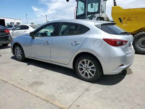 3MZBN1K78JM207046 2018 MAZDA 3 - Image 2
