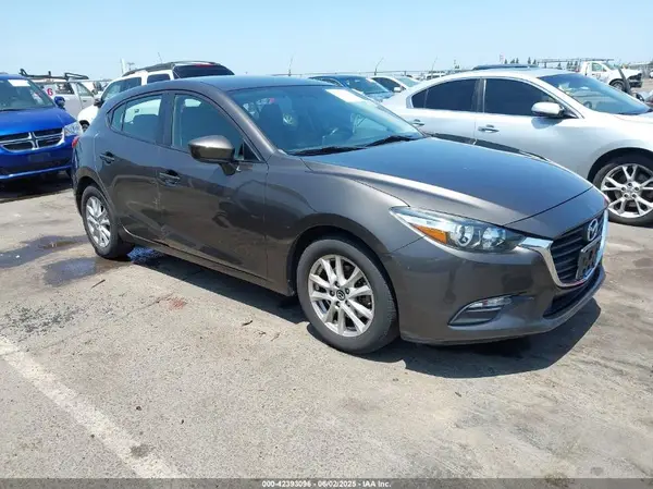 3MZBN1K79HM111274 2017 MAZDA 3 - Image 1