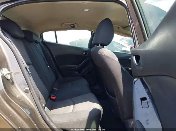 3MZBN1K79HM111274 2017 MAZDA 3 - Image 8