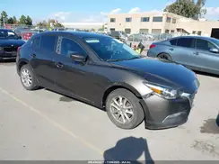 3MZBN1K79HM156540 2017 MAZDA 3
