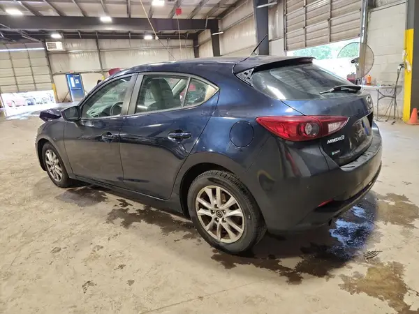 3MZBN1K79HM157557 2017 MAZDA 3 - Image 2