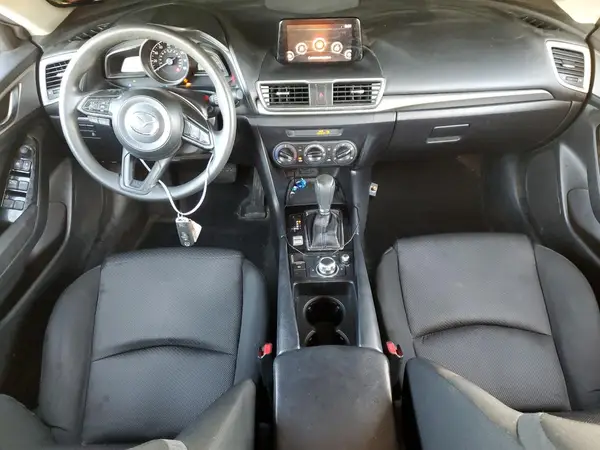 3MZBN1K79JM175370 2018 MAZDA 3 - Image 8