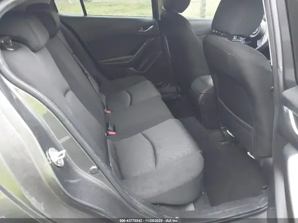3MZBN1K79JM182576 2018 MAZDA 3 - Image 8