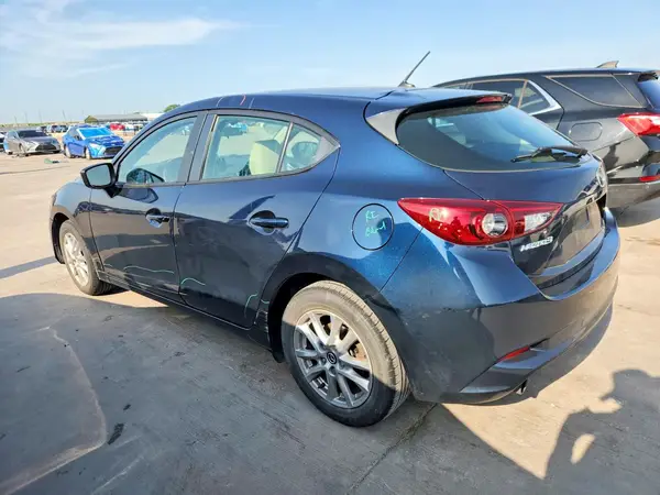 3MZBN1K7XHM100302 2017 MAZDA 3 - Image 2