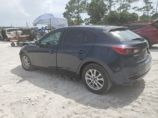3MZBN1K7XHM135728 2017 MAZDA 3 - Image 2
