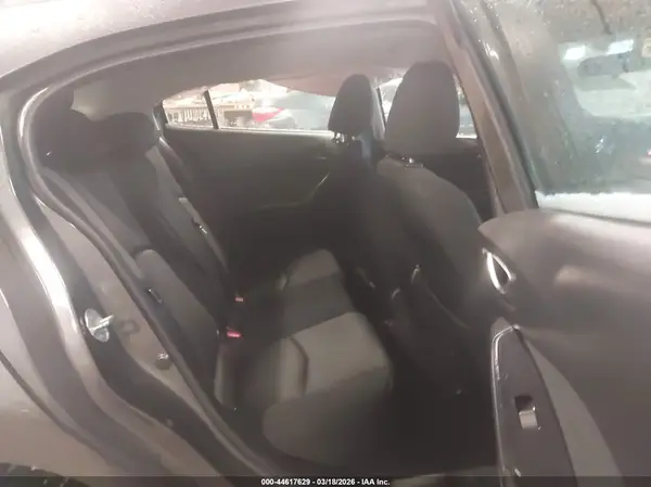 3MZBN1K7XHM137673 2017 MAZDA 3 - Image 8