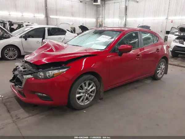 3MZBN1K7XHM147765 2017 MAZDA 3 - Image 2
