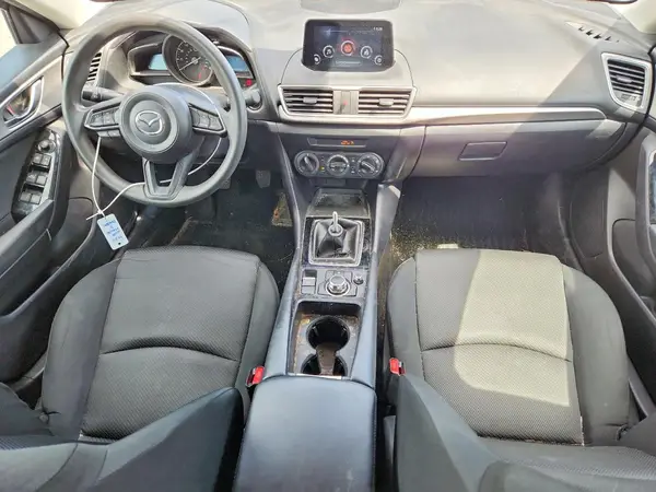 3MZBN1K7XJM179640 2018 MAZDA 3 - Image 8