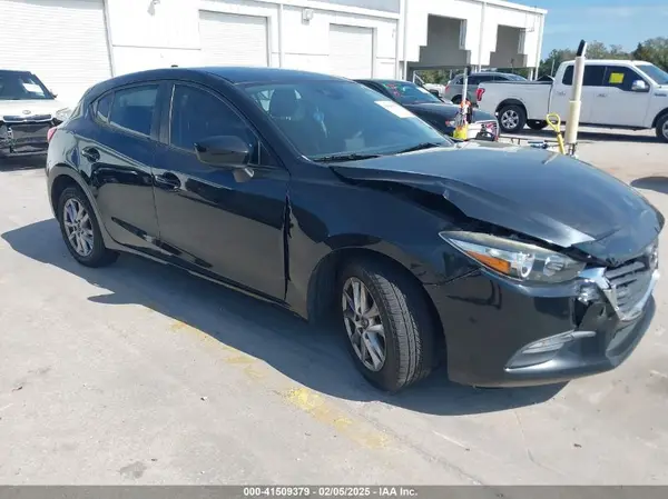 3MZBN1K7XJM187768 2018 MAZDA 3 - Image 1