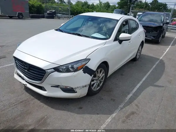 3MZBN1K7XJM207906 2018 MAZDA 3 - Image 2
