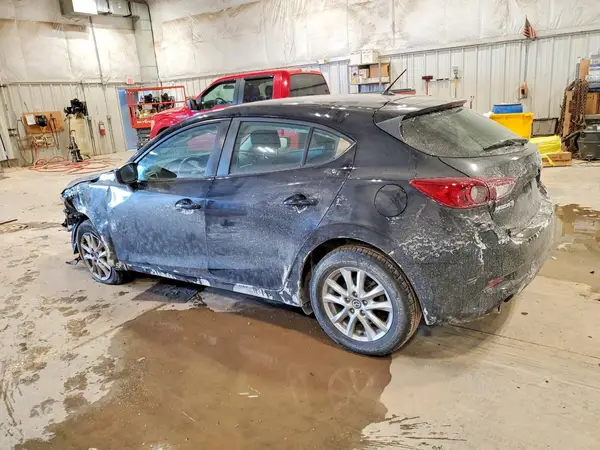 3MZBN1K7XJM211647 2018 MAZDA 3 - Image 2