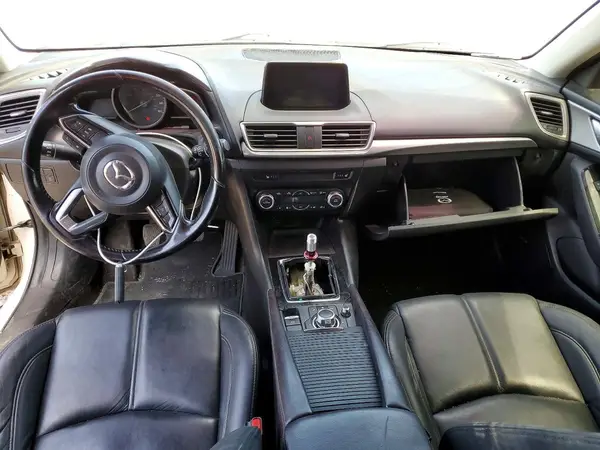 3MZBN1L30JM176838 2018 MAZDA 3 - Image 8
