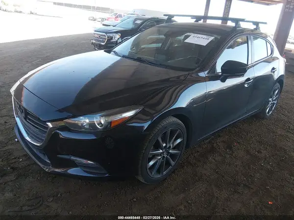 3MZBN1L30JM182798 2018 MAZDA 3 - Image 2