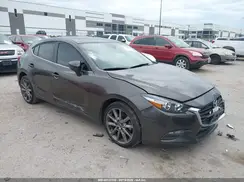 3MZBN1L30JM191128 2018 MAZDA 3