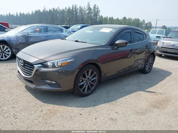 3MZBN1L30JM194224 2018 MAZDA 3 - Image 2