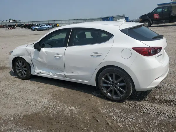 3MZBN1L30JM201754 2018 MAZDA 3 - Image 2