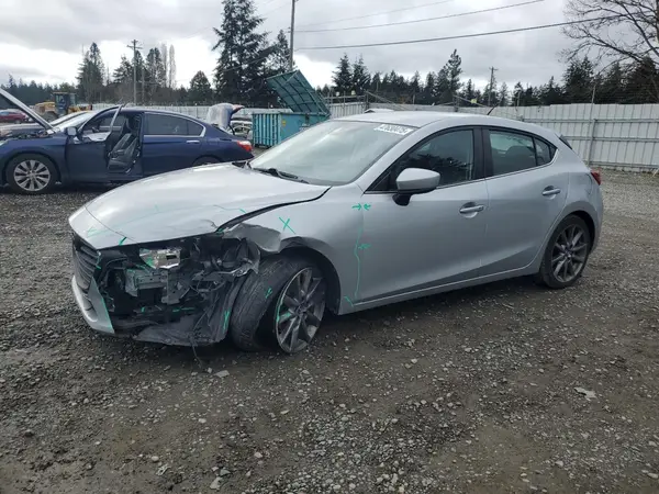 3MZBN1L30JM208137 2018 MAZDA 3 - Image 1