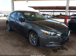 3MZBN1L30JM226346 2018 MAZDA 3